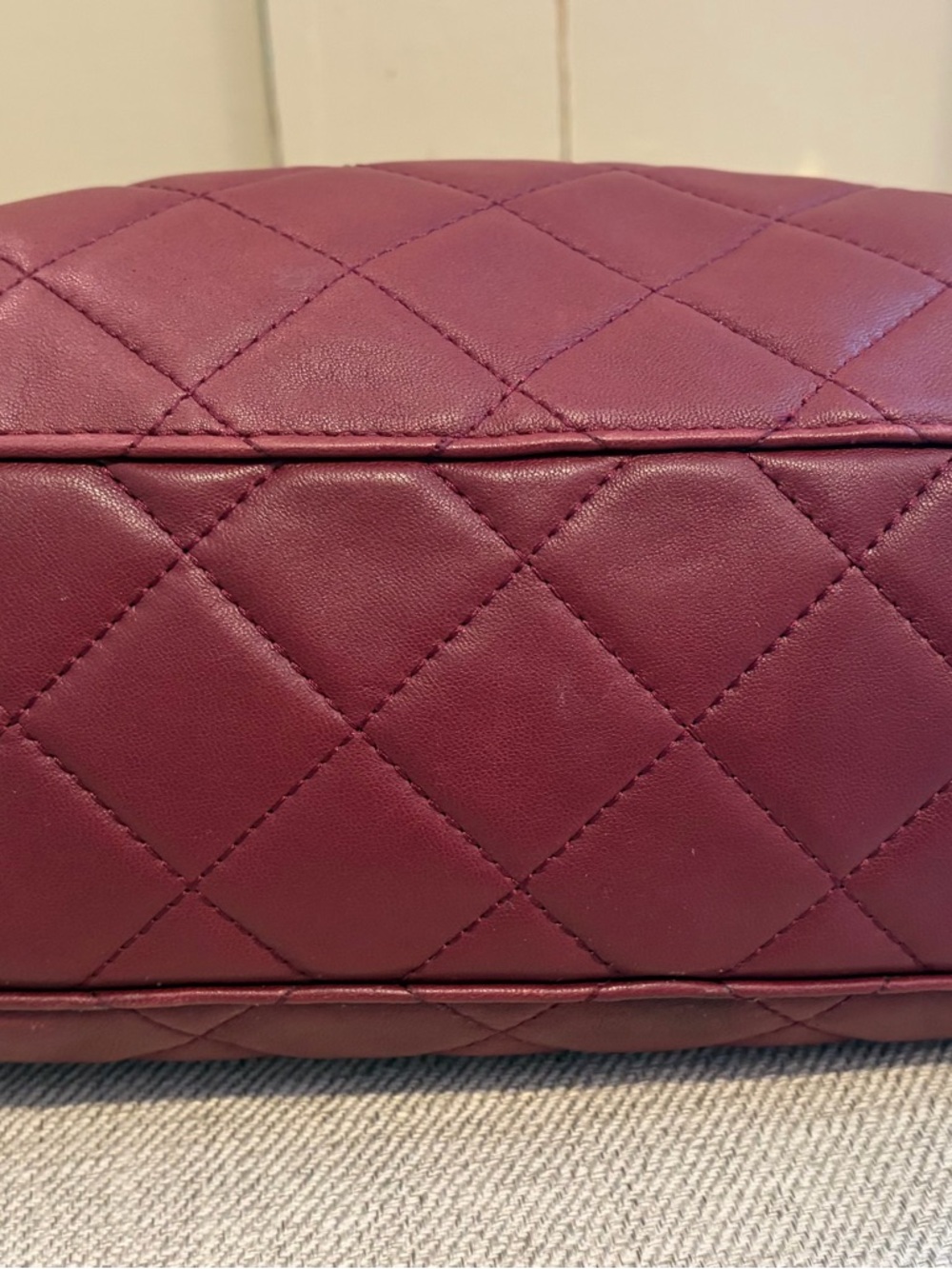 Michael Kors Quilted Shoulder Tote in Burgundy with Gold Hardware - Picture 3 of 7